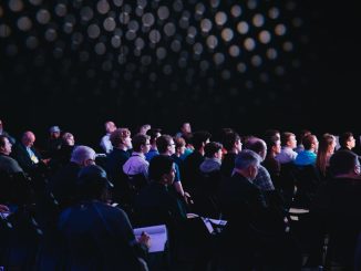 Hur man skapar engagerande och interaktiva konferenspresentationer illustration