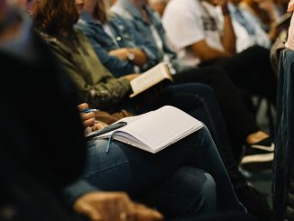 En guide till att skapa hållbara och miljövänliga konferenser illustration