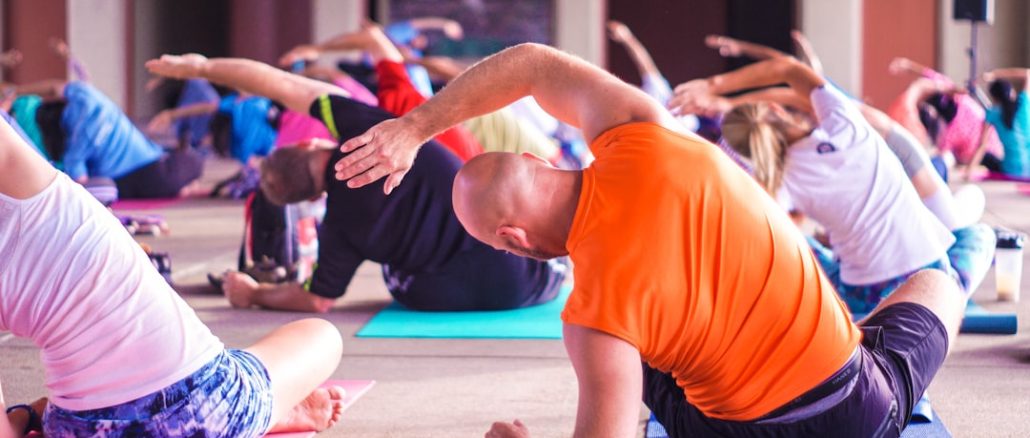 Fördelarna med att inkludera wellness-aktiviteter i din konferensplanering illustration
